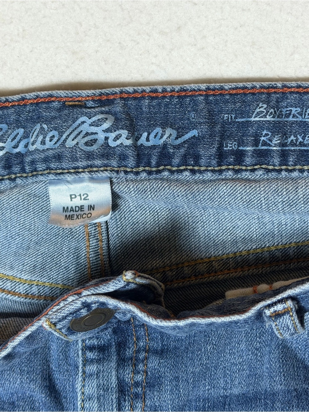 Eddie Bauer Boyfriend Relaxed Jeans Medium Wash Blue Women’s Petite Size P12 - Picture 2 of 7